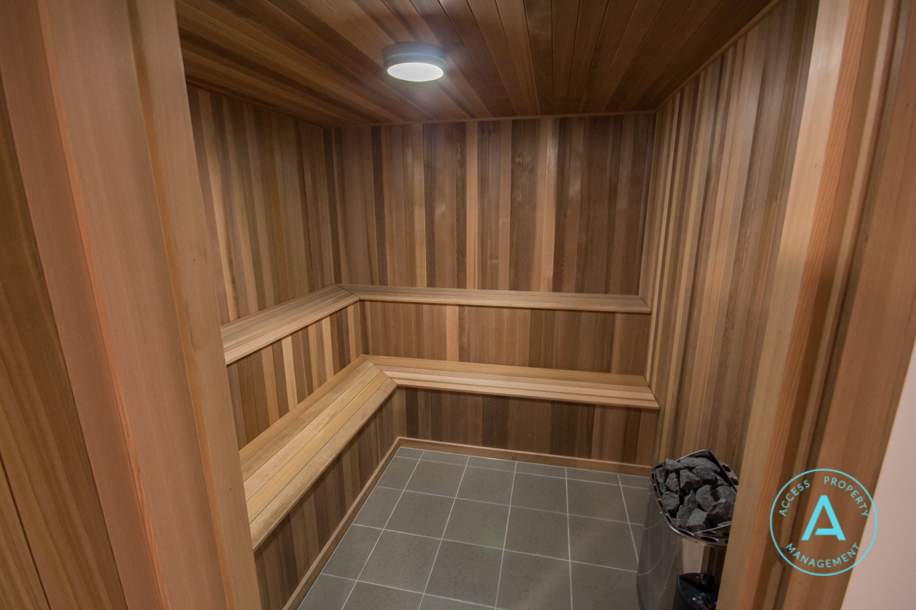 68/189 Adelaide Terrace Timber lined sauna